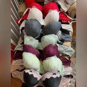 VS 7 used dream angels Demi lined 38DD